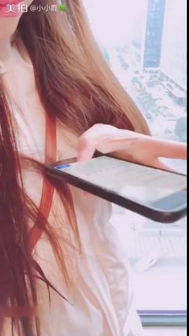 妹子聊天自摸勾引滴滴司机再车上给司机口不要错过