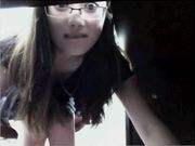 美女在公司办公室内自慰高潮非常刺激