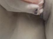 非常入戏的外围模特拍摄卖肉宣传片摄影师给她一个假屌让她尽情发挥这JB又舔又插