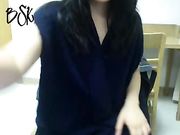 亚裔正妹图书馆脱光自慰摸穴直播 超會玩的体验刺激露出