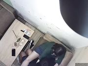 小情侣就是有激情啊中午吃饭的时候还要在包间里偷偷来一炮