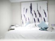 大奶少妇深喉口交69插嘴张开双腿猛操扶着屁股后入