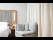 JK装短发学生妹顶级美臀抱起来操 大屌爆插喊的楼下多听得见 呼吸急促爸爸我受不了