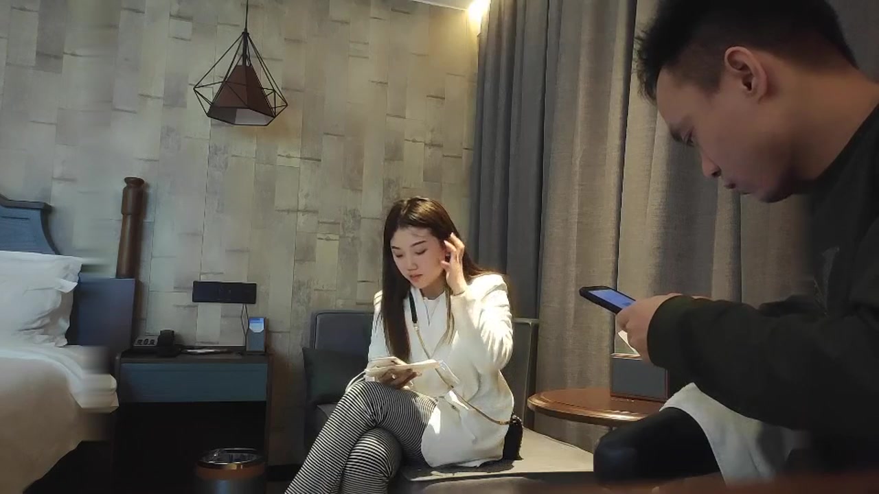 约炮脸蛋儿清纯又甜美性格非常温柔的妹子