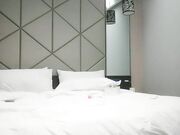 探花大长腿美女带开档黑丝袜自摸肥穴浪叫呻吟