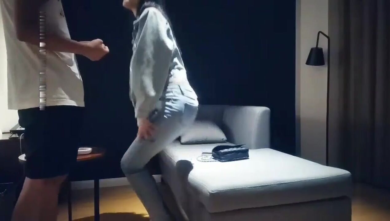 9总全国探花黄先生牛仔爆乳妹丝袜高跟上位骑乘猛操01