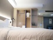 排骨哥高价约172商务嫩模啪啪皮肤骑屁股上操