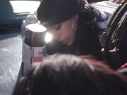 911警察半路抓俩个小太妹车开到野外开操