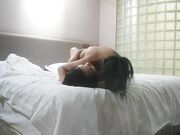 21岁嫩妹中场休息再战药吃多了就是不射