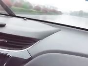 性感漂亮的美少妇驾照一直考不过路上练车时和教练车震