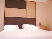 小宝寻花外围舌吻摸逼口交骑坐被操的喊老公