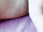 骚妈带着两个女儿全程露脸好刺激骚穴嫩的出水