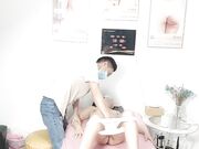 小女人按摩店内春色无边肤如凝脂 玉体横陈01