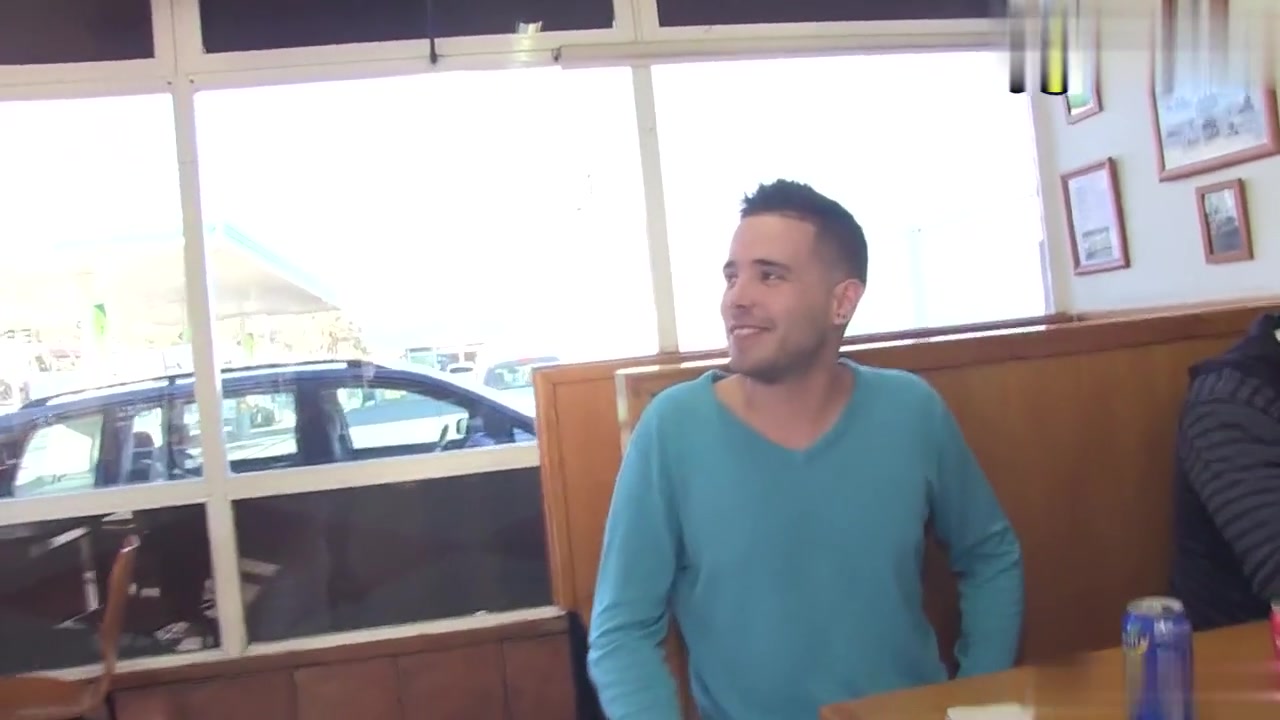 ChicasLoca-Apolonia Lapiedra娇小的西班牙宝贝在公共商店里使劲做爱-MAMACITA