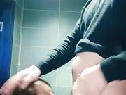 ktv和炮友大战撩起裙子自摸深喉口交