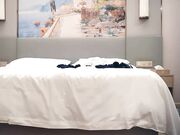 完美双飞小母狗和白虎妹巅峰之夜震撼视觉体验