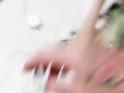 年轻淫乱聚会口交大鸡巴让几个小哥轮草抽插 03