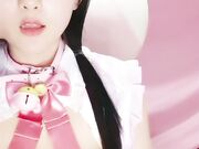 清纯长相 爆乳D罩杯 一线天粉穴 情趣装露出奶子 超近视角摸小穴 搞得好湿说骚话