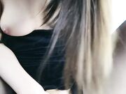 悠悠子女神疯狂侧漏小穴手指狂插