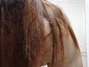 大奶风骚少妇各种展示黄瓜玩逼揉奶自慰喷水