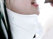 两个颜值小妹被大哥们各种玩弄 手指炮击大鸡巴 揉奶抠逼炮击玩弄 大鸡巴抽脸口交