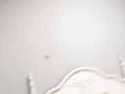 80多斤妹子 居家和炮友操逼 抓起大屌吸吮 主动骑乘插入 扶腰后入爆操啊啊叫