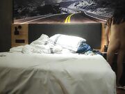 加钱哥酒店约外围爆草舔弄呻吟不断