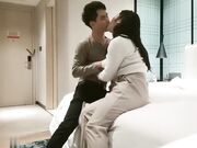 约肉肉妹子口交舔弄摸逼抱着大力抽插猛操