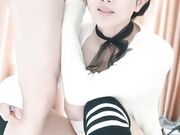 少妇和老公过年直播做爱各种姿势女上位啪啪