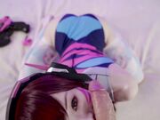可爱唇钉妹子COS守望先锋DVa自摸啪啪拨开内裤露无毛粉逼