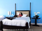 美国少女口交大鸡巴蹲立侧入深插