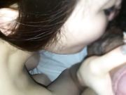 90后留学白富美女友回来后变骚了,做爱主动吃鸡巴女上位操B,会的太多很难满足她！