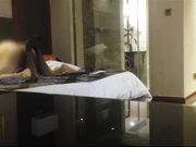 干了个特别骚的小嫂子 还没操完就大叫着“一定要让你操下一次”