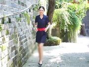 某航空真实空姐【安琪】赚外快户外景区真空露出私拍人体被路人看见了