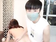 少男少女居家玩弄性爱直播摸逼后入内射