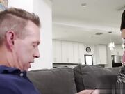 告诉继父 我们玩个游戏吧