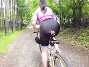 骑友户外森林骑行 反差婊耐不住寂寞强行吃屌 森林户外内射