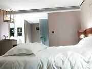 两个妹子留下一个 妹子很能聊见过最大的屌 后入猛操休息下剪逼毛再继续操