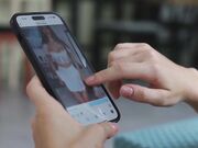 游泳池清洁工清理了我的管道 我的嘴里充满了喜悦