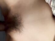 黄发鬼火少年哄骗清纯JK少女灌醉后开房扒光衣服毫不怜香惜玉