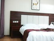 漂亮学生妹，身姿曼妙娇俏可人，极品难遇，激情啪啪干不停