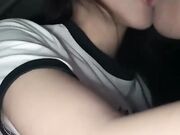 【大奶少女】激情车震_深夜车内中出_精液流出