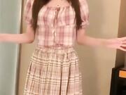 高颜清纯大奶美眉吃鸡啪啪_屁屁好漂亮肛交_不行_不戴套好不好我容易出来_我不射进去_被操的表情很舒坦