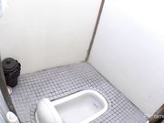 温泉洗浴酒店多视角偷拍女顾客解手