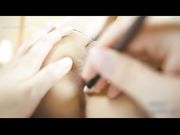 模特女友酒店私拍水杯接尿