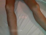 KTV公主被灌醉口爆时有点清醒无力的竖起中指鄙视,操了一会爽的配合起来还把鸡巴舔干净!