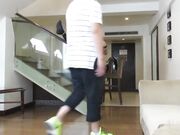 包养有孩子又有老公的水手制服大吊奶人妻不草乳夹跳蛋鞭打SM捆绑吊起来搞穴