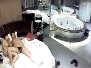 漂亮白嫩气质美女身材性感与男友开房啪啪啪俩人吸根烟开始干活