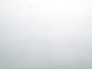 让年轻貌美的妻子穿着性感情趣服故意勾搭2次前来送外卖的小伙啪啪 还偷拍