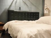 漂亮纹身美女被各种姿势输出_就是奶子小了一丢丢